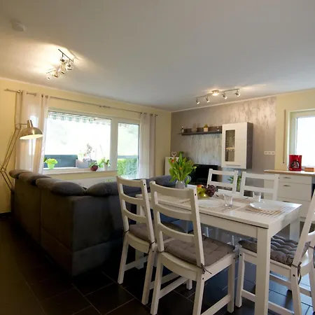 Moseleule Apartment *